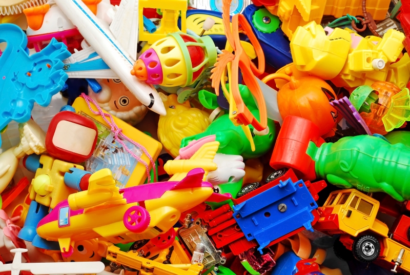 4537769-toys-background